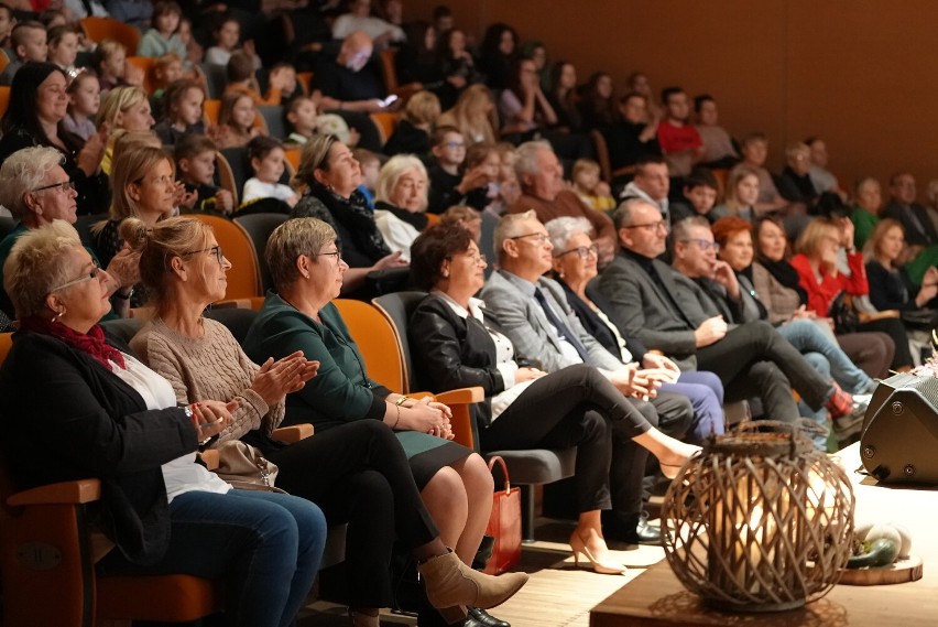 Koncert galowy Festiwalu Pieśni Patriotycznej "Dla Niepodległej” w Zduńskiej Woli