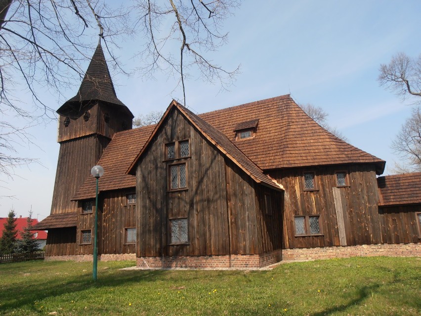 Region Kozła - kościół drewniany w Chlastawie [zdjęcia]