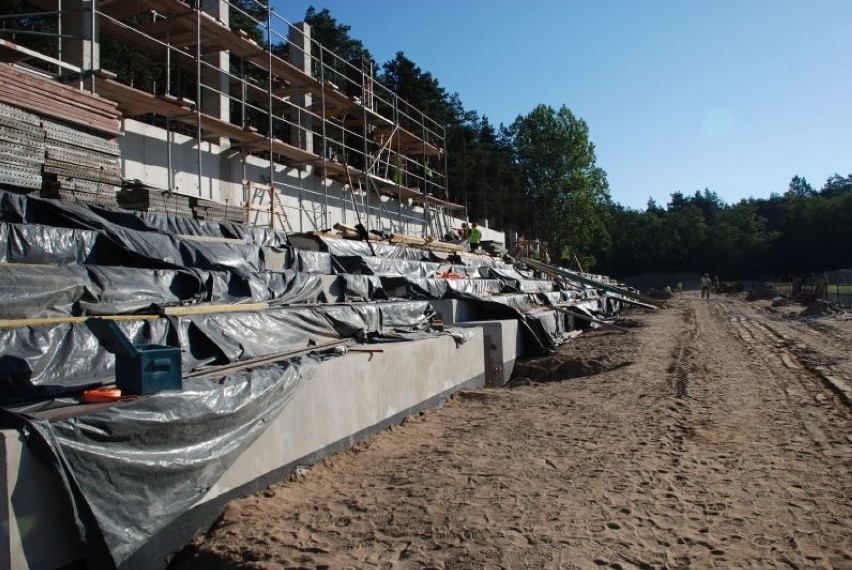Trwa remont Miejskiego Stadionu w Radziejowie - prace...