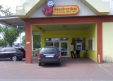 Bielsk Podlaski, Biedronka: Kierowca focusa chciał wjechać do marketu
