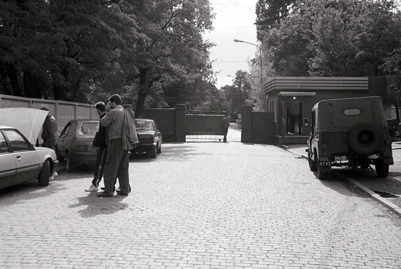 Legnica na zdjęciach z lat 80. i 90. Miasto wyglądało...