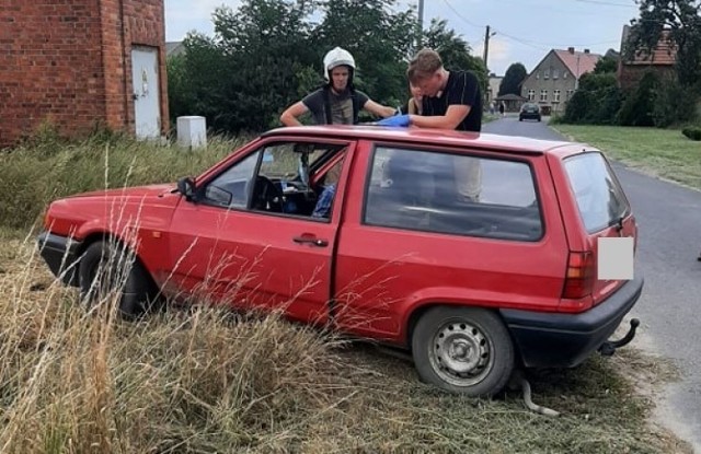 Wypadek w Nowej Wsi Niechanowskiej. Jedna osoba trafiła do szpitala