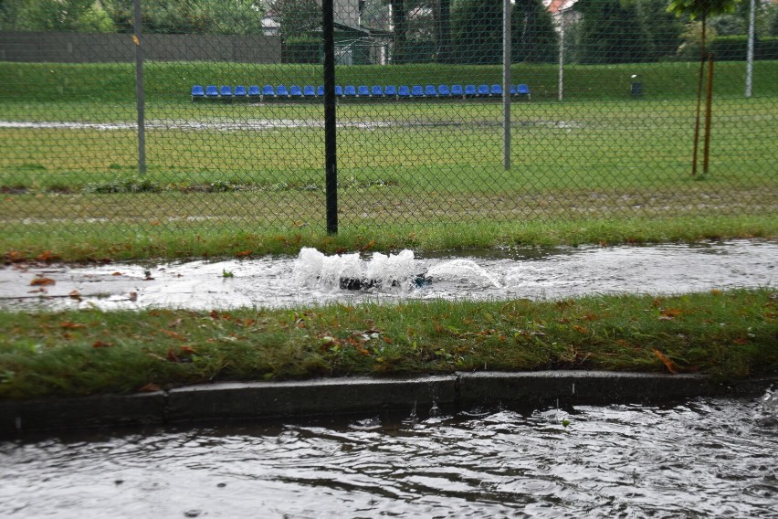 Ulewny deszcz w Oleśnicy 20-21.08.2022 r.