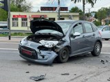 Wypadek na DK 77 w Żurawicy. Fiat zderzył się z citroenem. Pogotowie ratunkowe zabrało do szpitala jedną osobę [ZDJĘCIA]