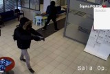 Katowice: Napad na bank PKO BP na os. Tysiąclecia [WIDEO z monitoringu]. Rozpoznajecie sprawców?