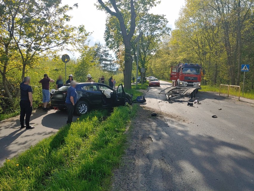 Wypadek pod Bydgoszczą. Jedna osoba trafiła do szpitala [zdjęcia]