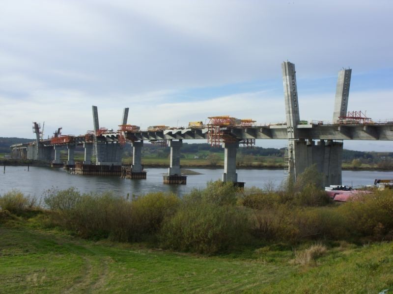 Kwidzyn: Fotorelacja z budowy mostu autorstwa Internauty