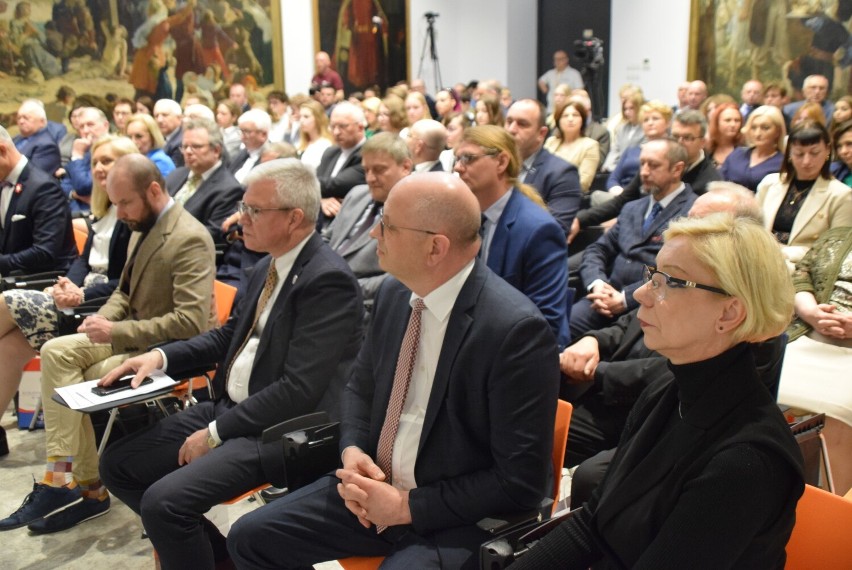 MPPP Gniezno. Konferencja "O chrześcijańskich korzeniach Polski"