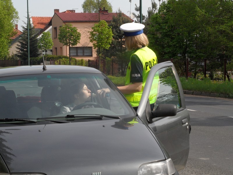 Lubliniec: Policja, ratownicy medyczni i mundurówka kontrolowali kierowców