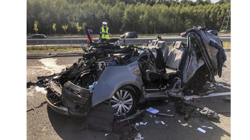 Stracili córkę w tragicznym wypadku pod Polkowicami. Teraz rodzina prosi o pomoc. Muszę żyć dla młodszej – napisała zrozpaczona matka. 