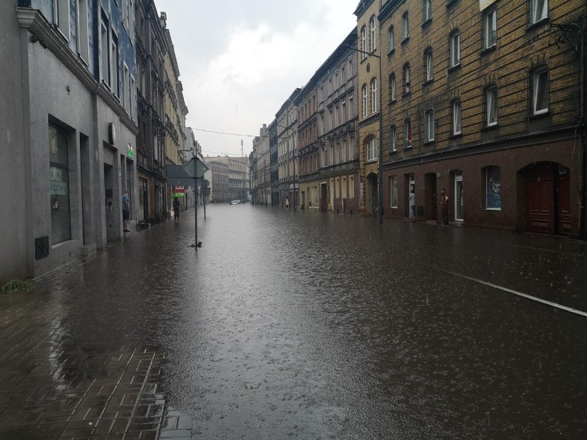 Zalana ul. Piłsudskiego w Bytomiu


Zobacz kolejne zdjęcia....