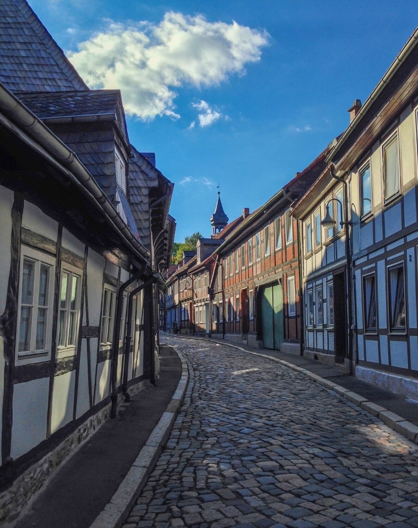 Goslar to niewielka, ale niezwykle urokliwa miejscowość w...