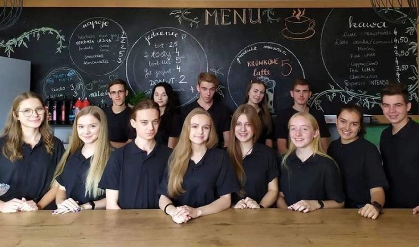 Cafe Decor z II LO w Radomsku w finale najlepszych młodzieżowych miniprzedsiębiorstw