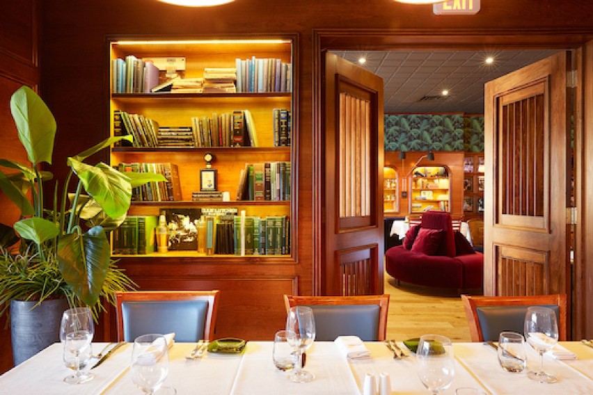 „Urbain 40 American Brasserie and Lounge”, restauracja...