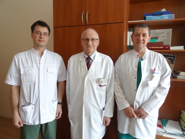 Szpital Specjalistyczny w Pile: od lewej: Maciej Stachowiak, chirurg onkolog, dr Karol Nowicki, ordynator i dr Wojciech Ptasznik, chirurg naczyniowy