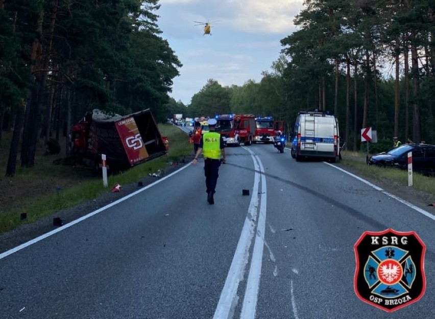 Tragiczny wypadek w Emilianowie pod Bydgoszczą. Na miejscu zginęły trzy osoby