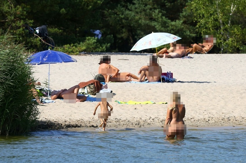 Z plaży naturystów w Swolszewicach  nad Jeziorem...