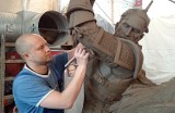 Artur Wochniak - Rzeźbiłem Wiedźmina  [wideo]