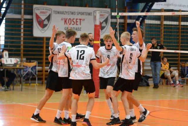 Siatkarze Kosetu zagrają o finał Mistrzostw Polski młodzików