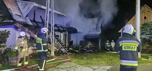 Pożar budynku w Starym Bystrem