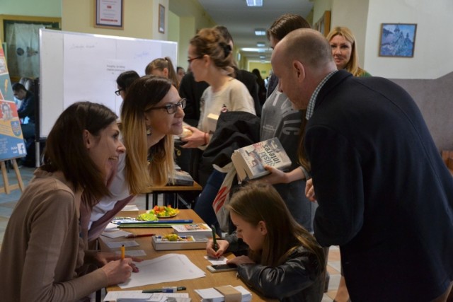 Jastrzębska filia Biblioteki Publicznej Gminy Lipno wspólnie z biblioteką szkolną Zespołu Szkół im. R. Traugutta w Lipnie organizują akcje, które promują czytelnictwo wśród młodzieży. Więcej we wtorkowym wydaniu Tygodnika Lipnowskiego.