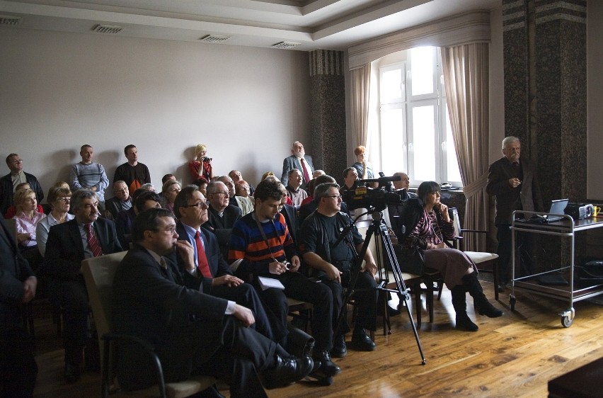 Urodziny Żor: Za nami prelekcja Ukryte ślady przeszłości. Odkryto tajemnice kościoła farnego! FOTO