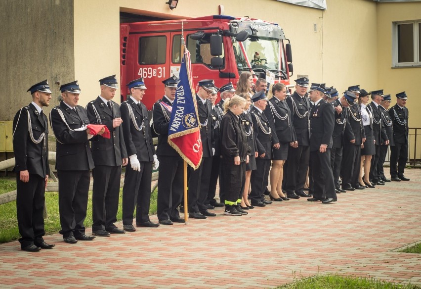 Gminne obchody Dnia Strażaka w Pastwie. Odznaczenia i poświęcenie nowego wozu [ZDJĘCIA]