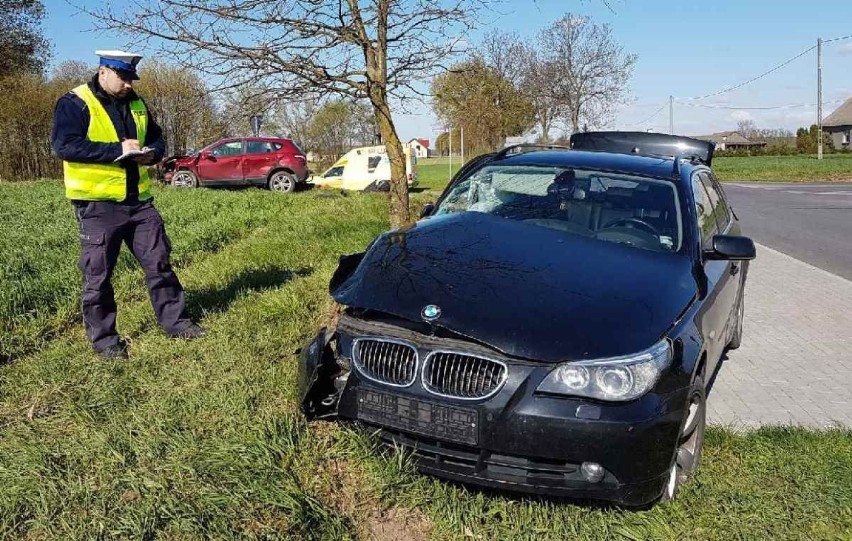 Wypadek w Korytowie. Dwie kobiety trafiły do szpitala [zdjęcia]