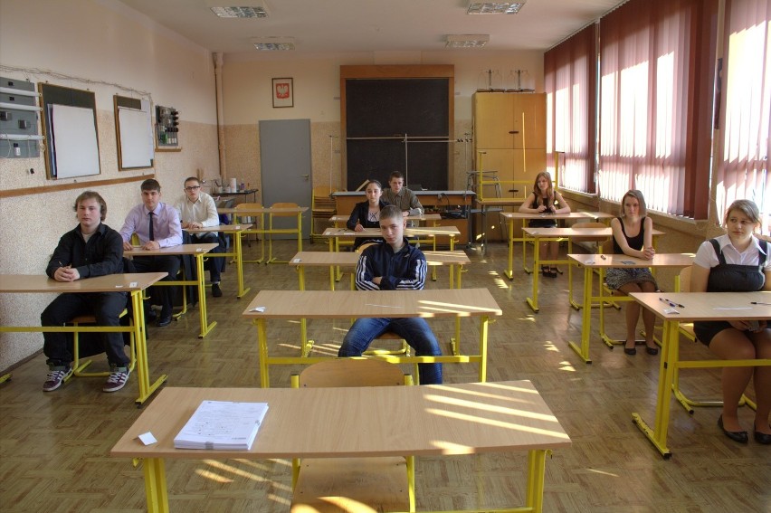 Siemianowice: Gimnazjaliści rozpoczęli dziś egzaminy