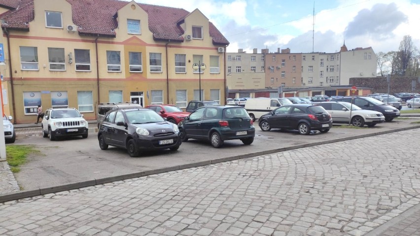 Miasto wyremontuje ostatni niezagospodarowany parking przy ulicy Mieszka I w Żarach