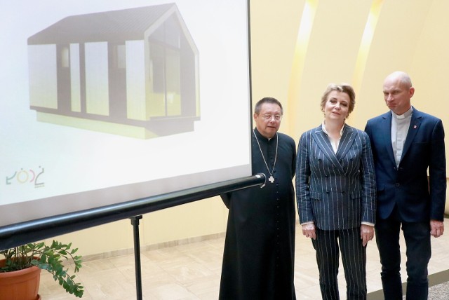 Domki dla uchodźców z Ukrainy wymyślone przez abp. Rysia powstaną jednak na Retkini. Uwzględniono protesty mieszkańców Radogoszcza.