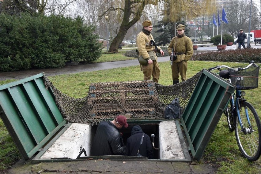 Schron na placu Zwycięstwa w Pile. Tak wygląda podziemie [ZOBACZ ZDJĘCIA]