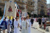 Procesja Bożego Ciała w Gdyni. Tłumy wiernych na ulicach