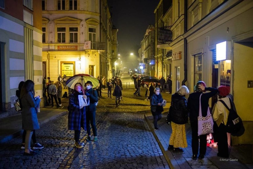 Strajk Kobiet w Tarnowie po orzeczeniu TK będzie kontynuowany. W poniedziałek kolejna manifestacja. Protesty się zaostrzą? [26.10.2020]