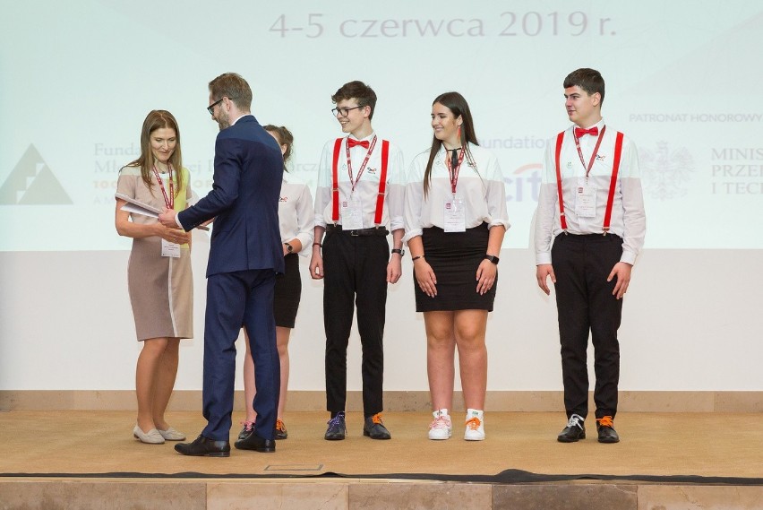 FedEx Express po raz kolejny wsparł Fundację Młodzieżowej...