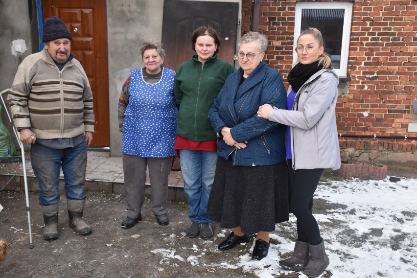 5-osobowa rodzina z Bogusławic w pożarze straciła dobytek swojego życia. Pogorzelcom pomagają ludzie dobrej woli