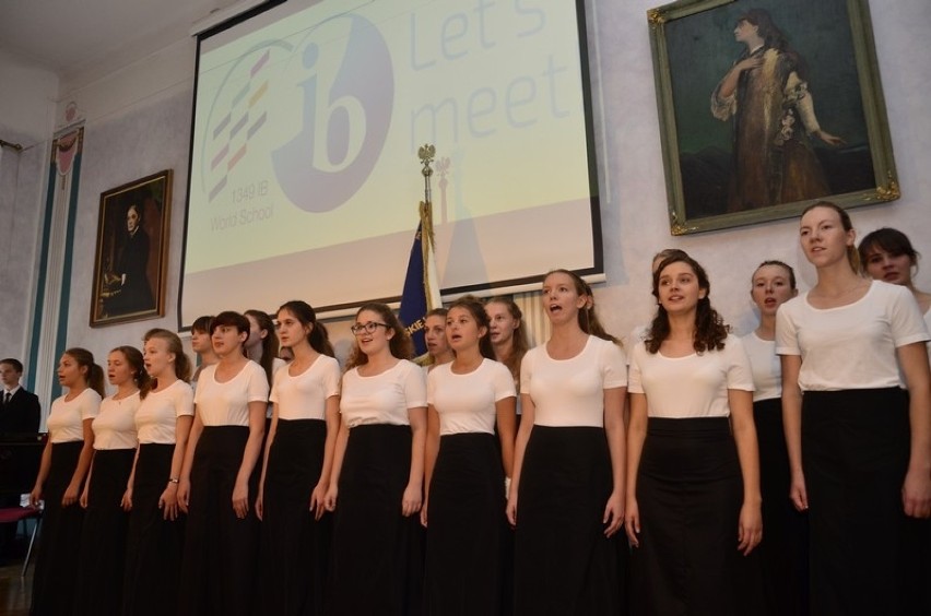 II LO w Poznaniu świętowało 10-lecie matury międzynarodowej
