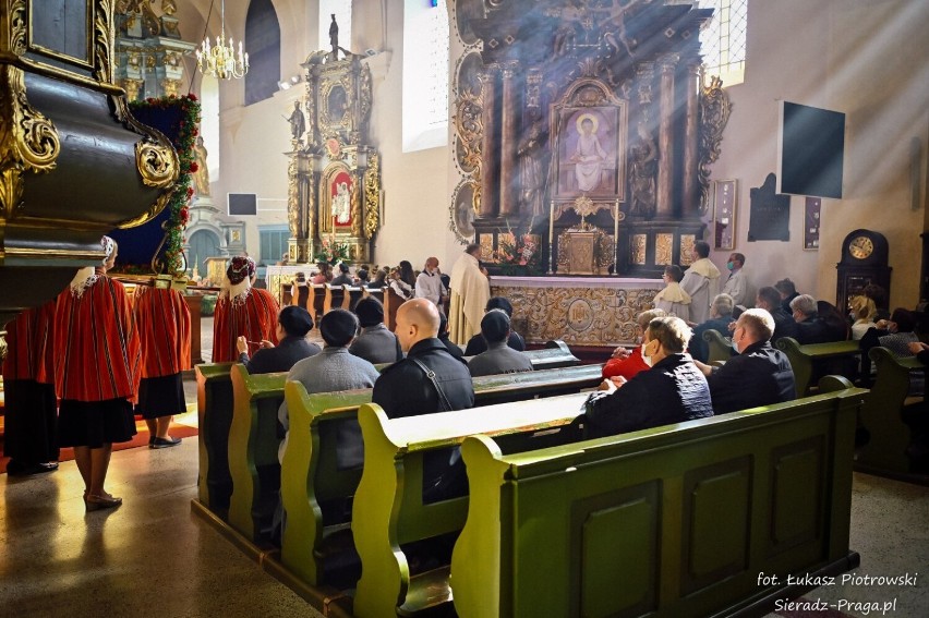 Odpust Matki Bożej Różańcowej u sióstr urszulanek z Sieradza