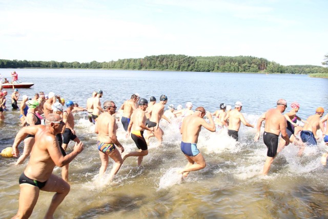 Grand Prix Wielkopolski w pływaniu długodystansowym na 3000 metrów już w najbliższą sobotę na wodach Jeziora Mierzyńskiego.