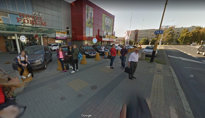 Moda na ulicach Rzeszowa na Google Street View. Przejrzeliśmy zdjęcia kreacji rzeszowian. Zobaczcie, czy ubierają się modnie