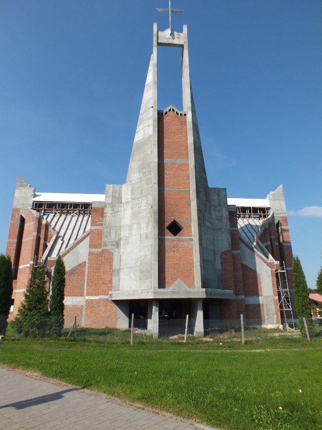 Sprawa dotyczyła budowy dachu na kościele w dzielnicy fabrycznej Kraśnika
