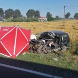 Wypadek na drodze krajowej nr 15 w Pląchotach w gminie Golub-Dobrzyń - jedna osoba zginęła. Mamy zdjęcia z wypadku
