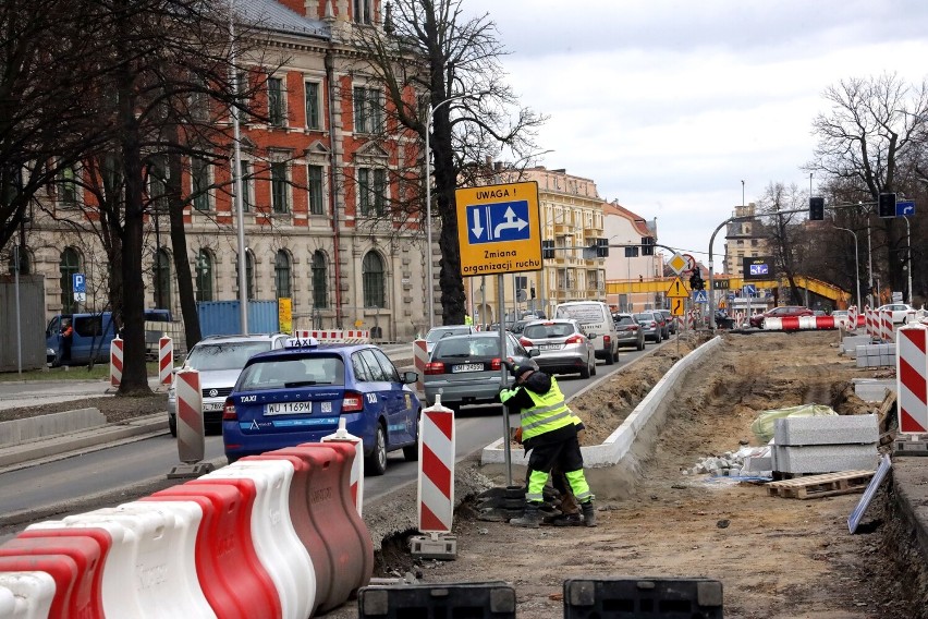 Zmiana organizacji ruchu na ul. Pocztowej w Legnicy, zobaczcie aktualne zdjęcia