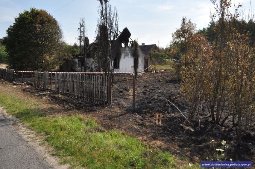 Podpalił dom zapalniczką pożyczoną od sąsiadów – został zatrzymany