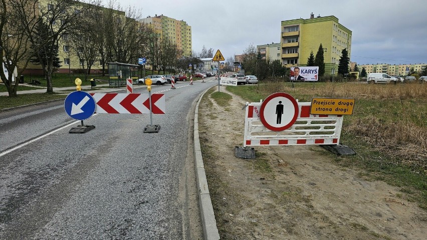 Kierowcy gubią się na remontowanym skrzyżowaniu w Kielcach. Sprawdź, jak jechać