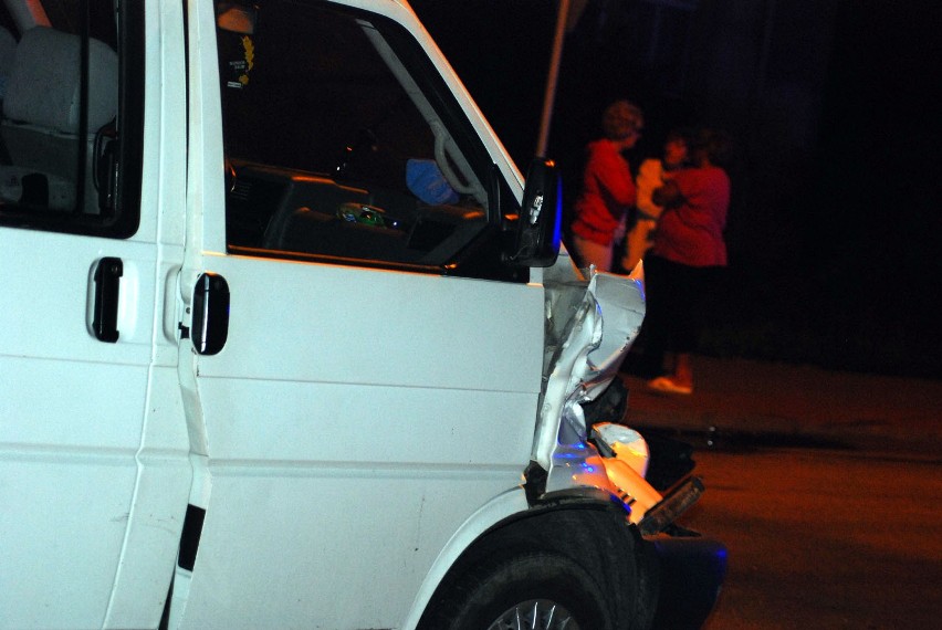 Wypadek w Jarocinie: Zderzenie dwóch pojazdów. Siedem osób...
