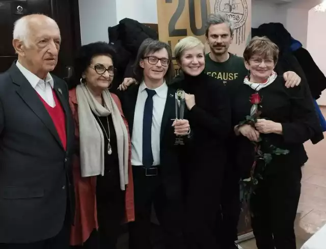 Podczas spotkania noworocznego Stowarzyszenia Przyjaciół Ziemi Gubińskiej Paweł Krupiński otrzymał "Złotą Basztę".
