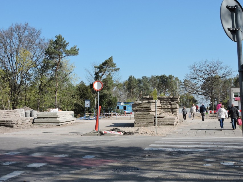 Nie ukończą budowy świnoujskiej promenady przed sezonem. Pracują na pełnych obrotach