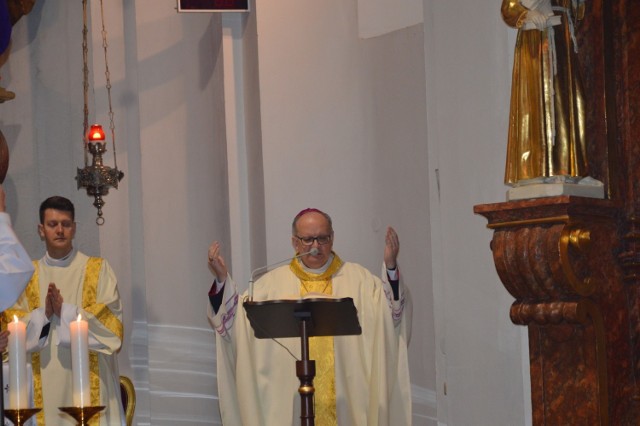 Wielkoczwartkowej liturgii przewodniczył biskup Andrzej Czaja.