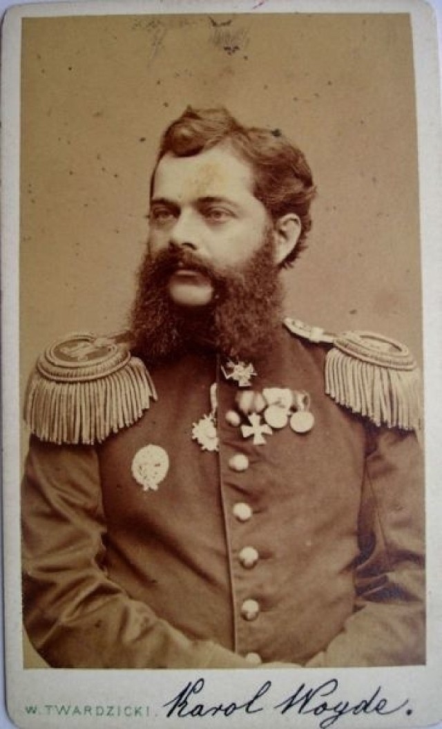 Generał piechoty Imperium Rosyjskiego Karol Woyde, brat Aleksandra. Fot. z atelier Waleriana Twardzickiego w Warszawie